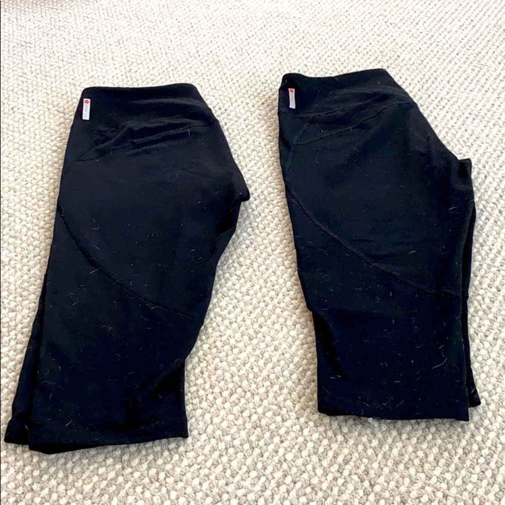 Yoga pants - leggings.